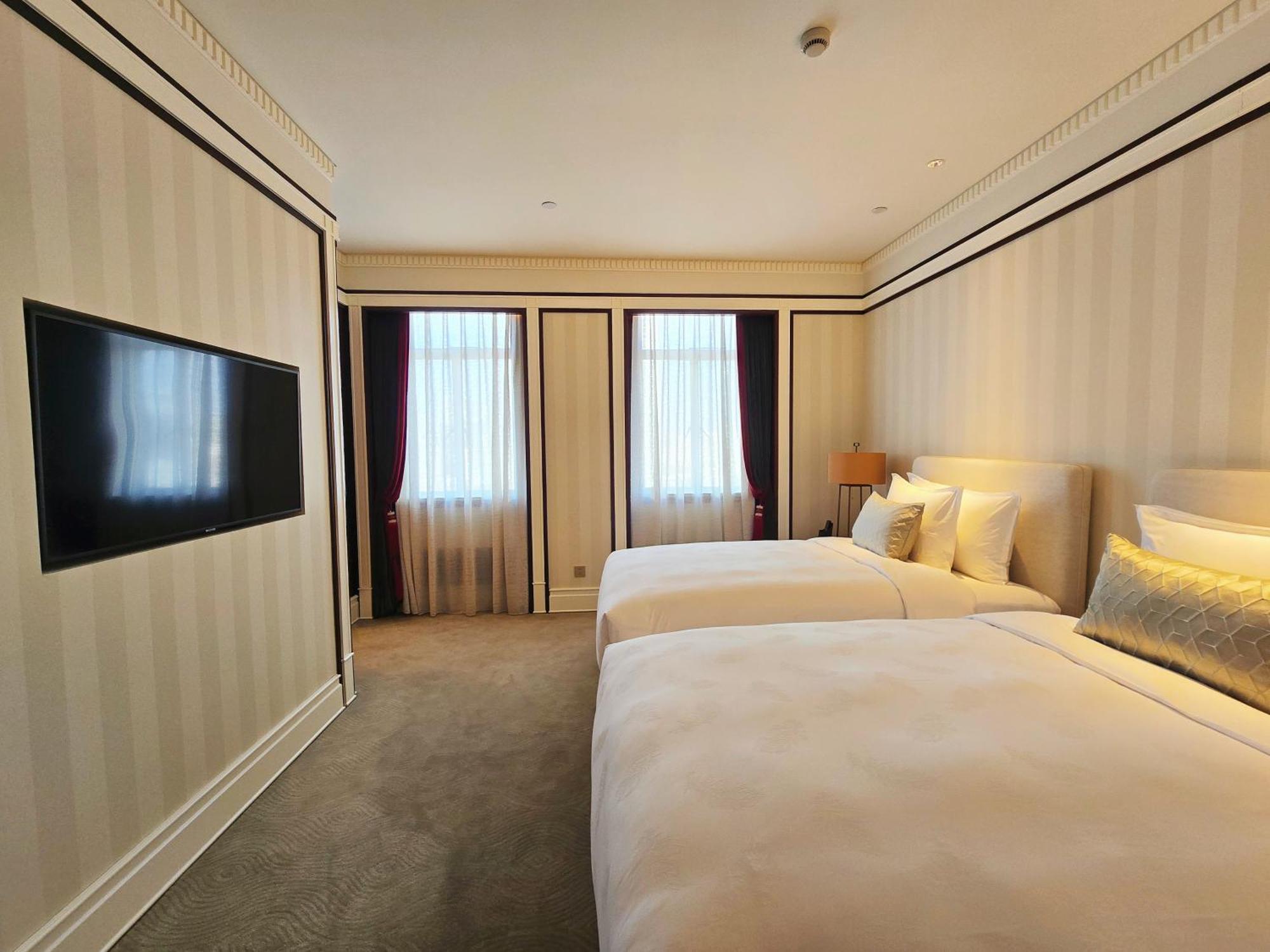 Jin Jiang Hotel Shanghai Exterior photo